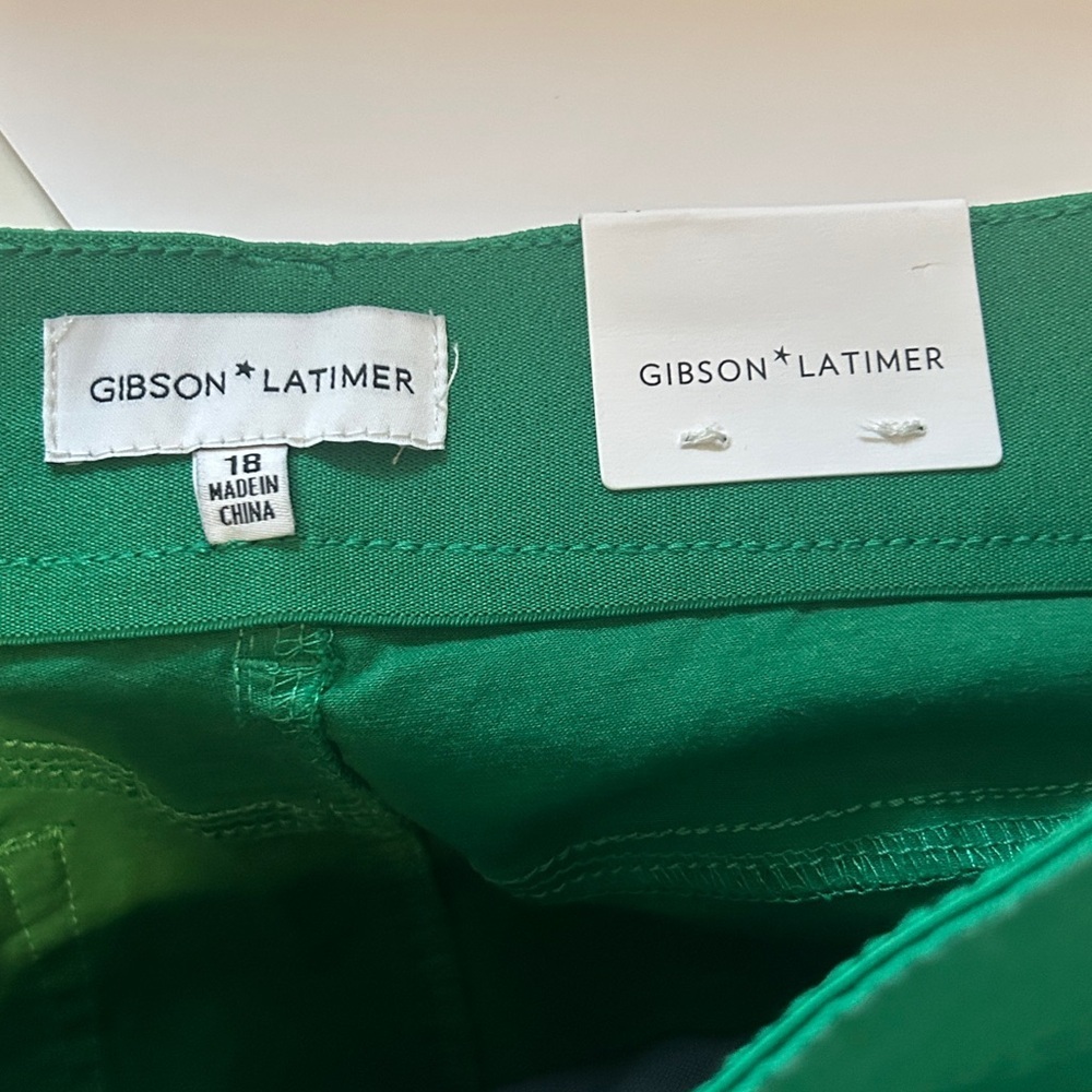 NWT Gibson Latimer Perfect Fit Raw Hem Green Shorts 18 Classic Spring Chic - Picture 7 of 7